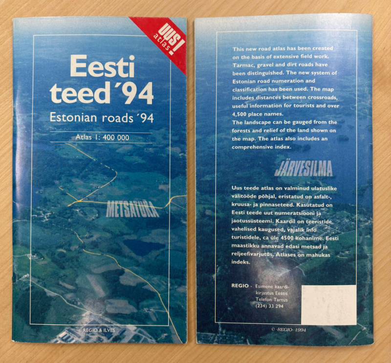 Regio Eesti teedeatlaste esimene „pääsuke“ – 1 : 400 000 mõõtkavas 𝗘𝗲𝘀𝘁𝗶 𝘁𝗲𝗲𝗱 ’𝟵𝟰. Esi- ja tagakaas.