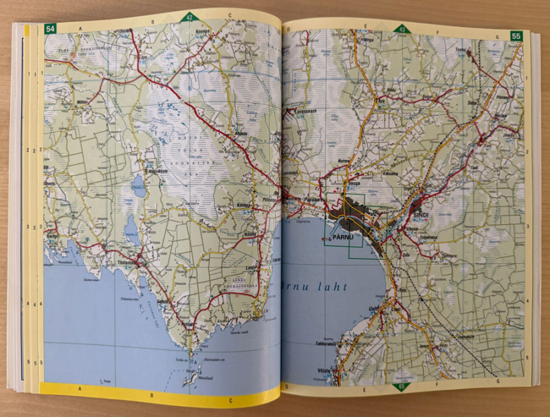 Regio Eesti teedeatlas 1:200000 sisu
